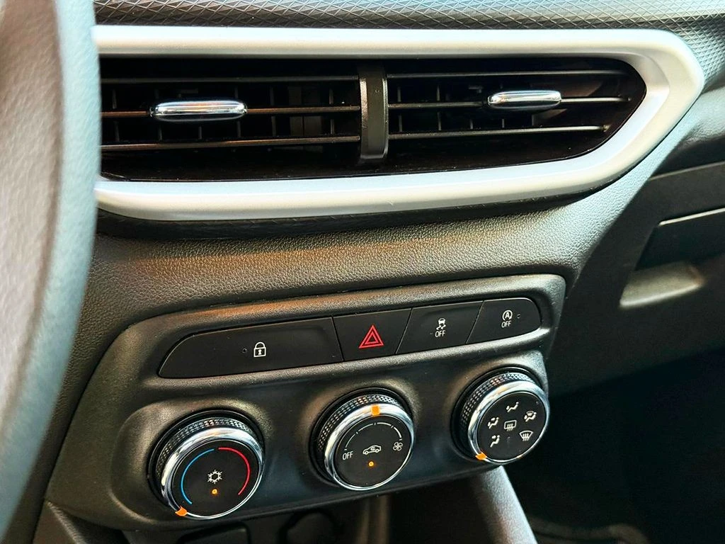 CHEVROLET TRACKER