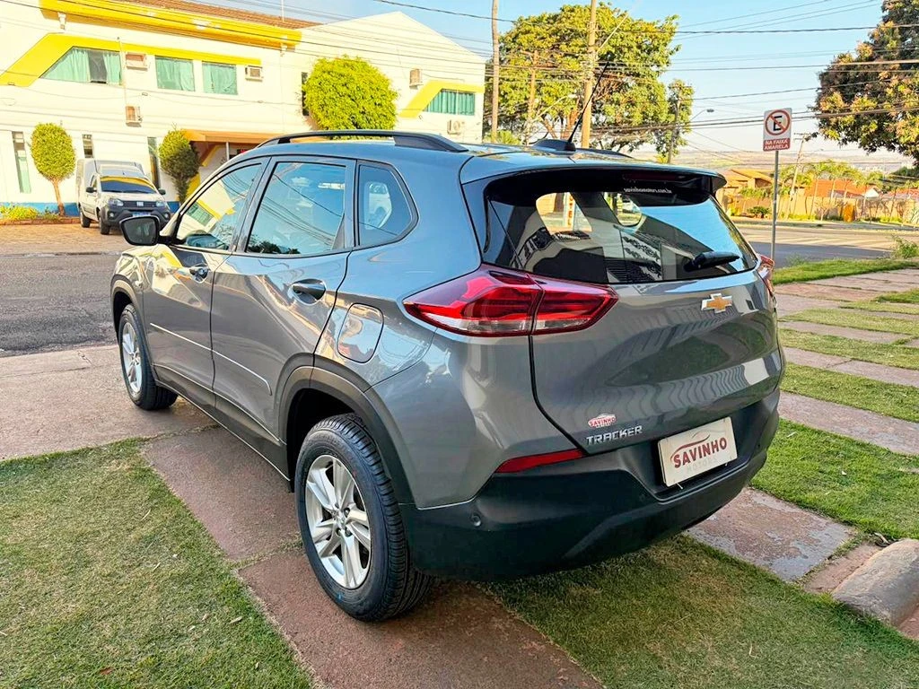 CHEVROLET TRACKER