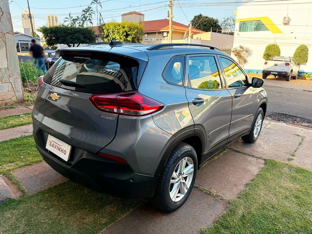 CHEVROLET TRACKER
