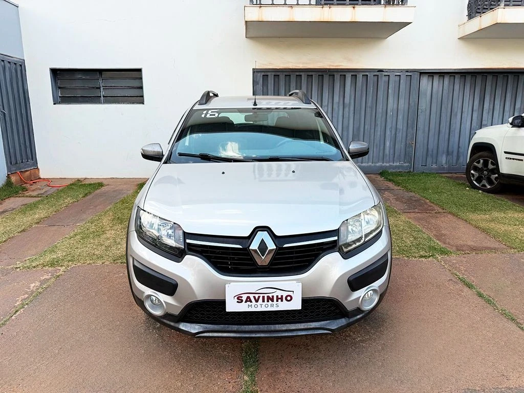 RENAULT SANDERO