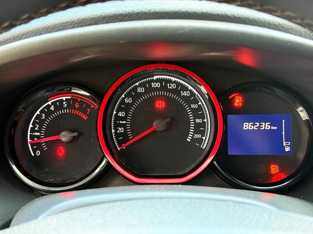 RENAULT SANDERO