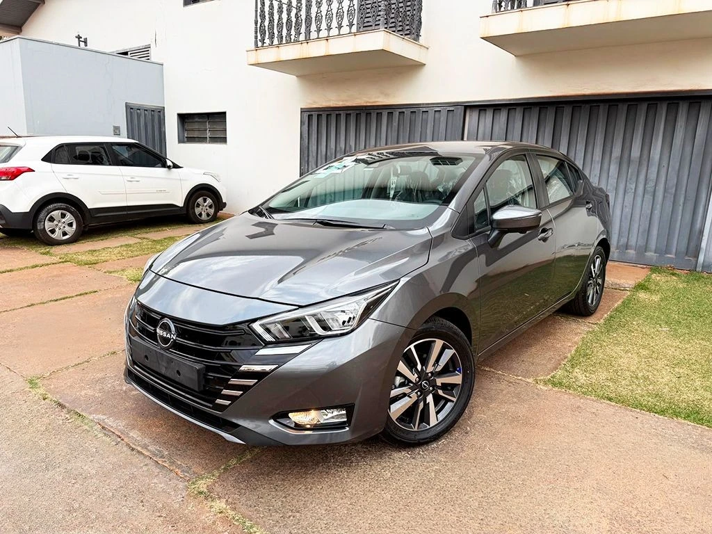 NISSAN VERSA