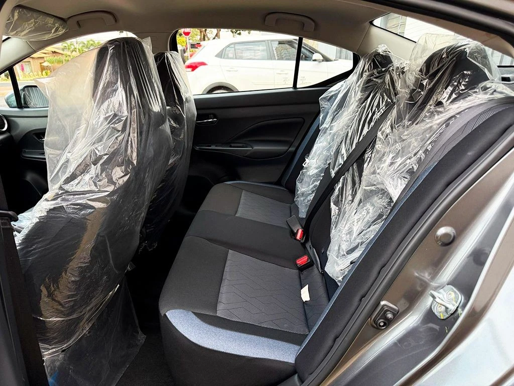 NISSAN VERSA