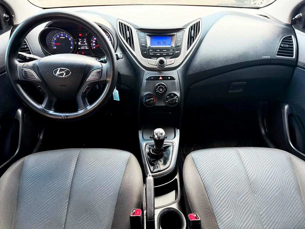 HYUNDAI HB20