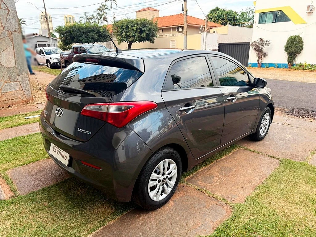 HYUNDAI HB20