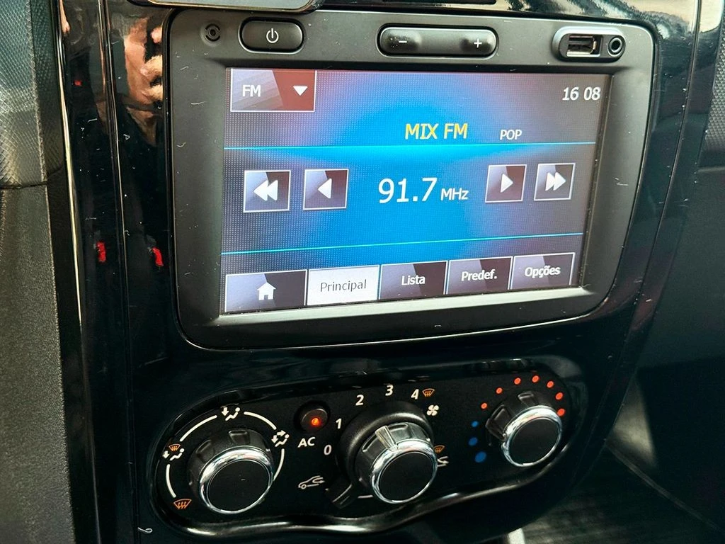 RENAULT SANDERO