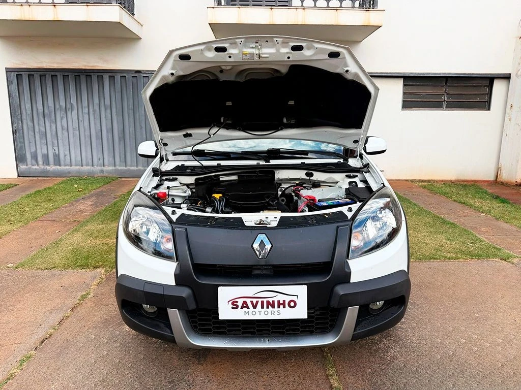 RENAULT SANDERO