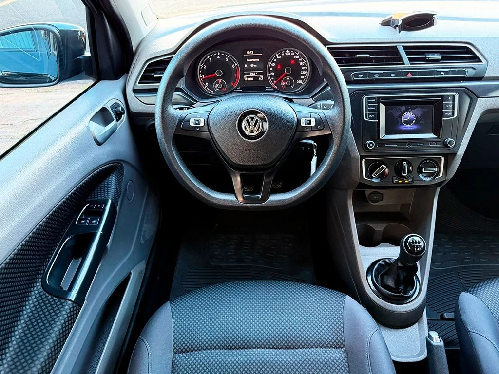 VOLKSWAGEN VOYAGE