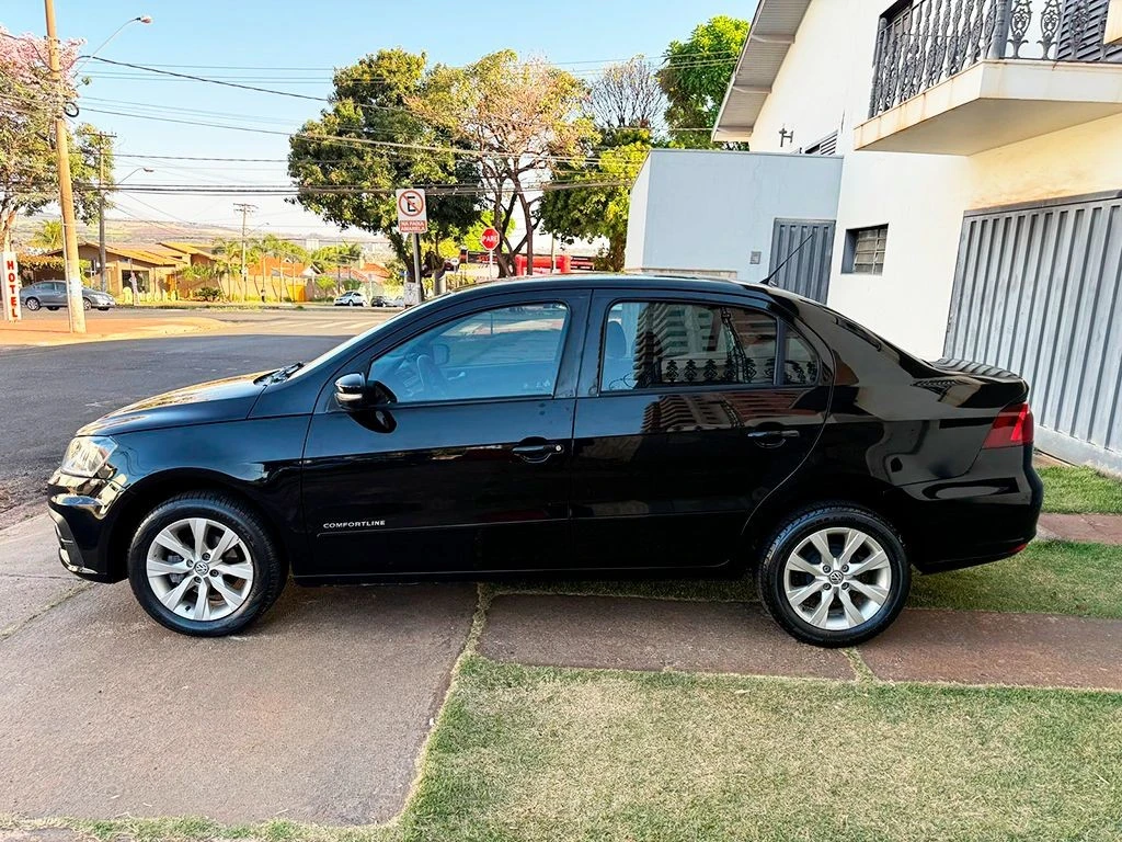 VOLKSWAGEN VOYAGE