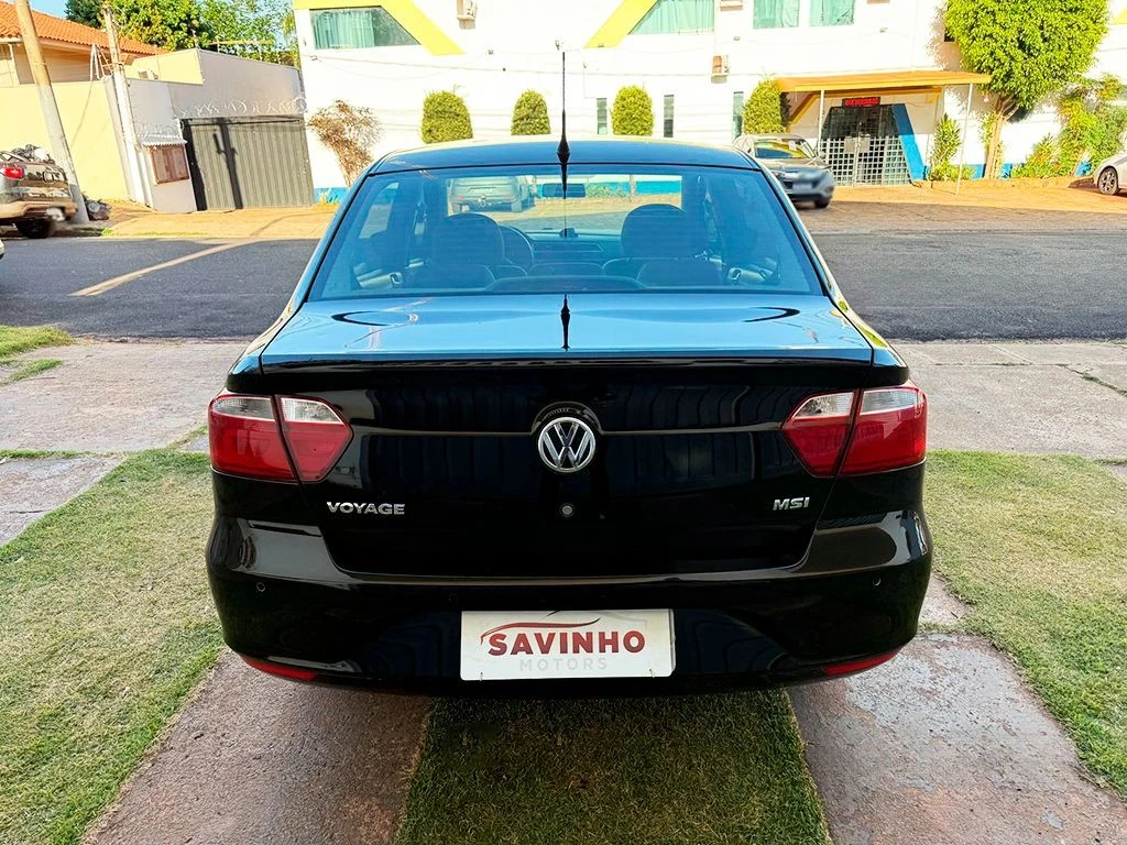 VOLKSWAGEN VOYAGE