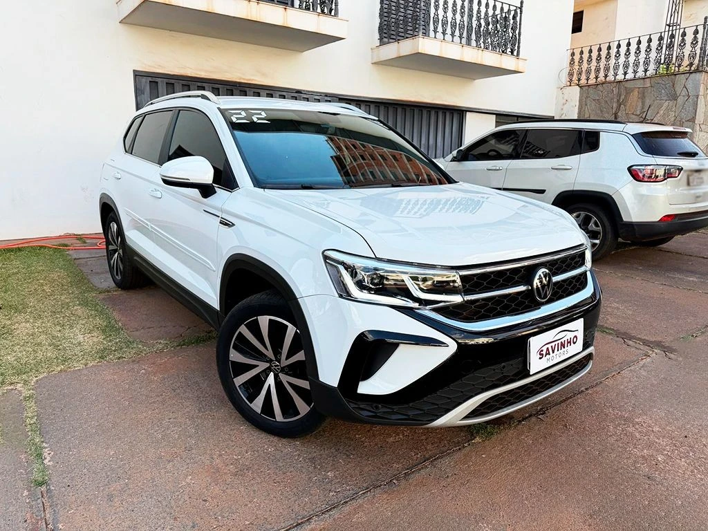 VOLKSWAGEN TAOS