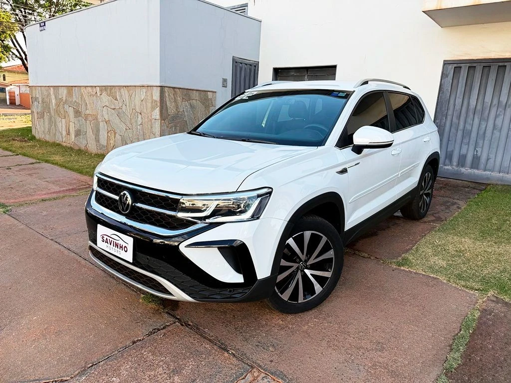 VOLKSWAGEN TAOS