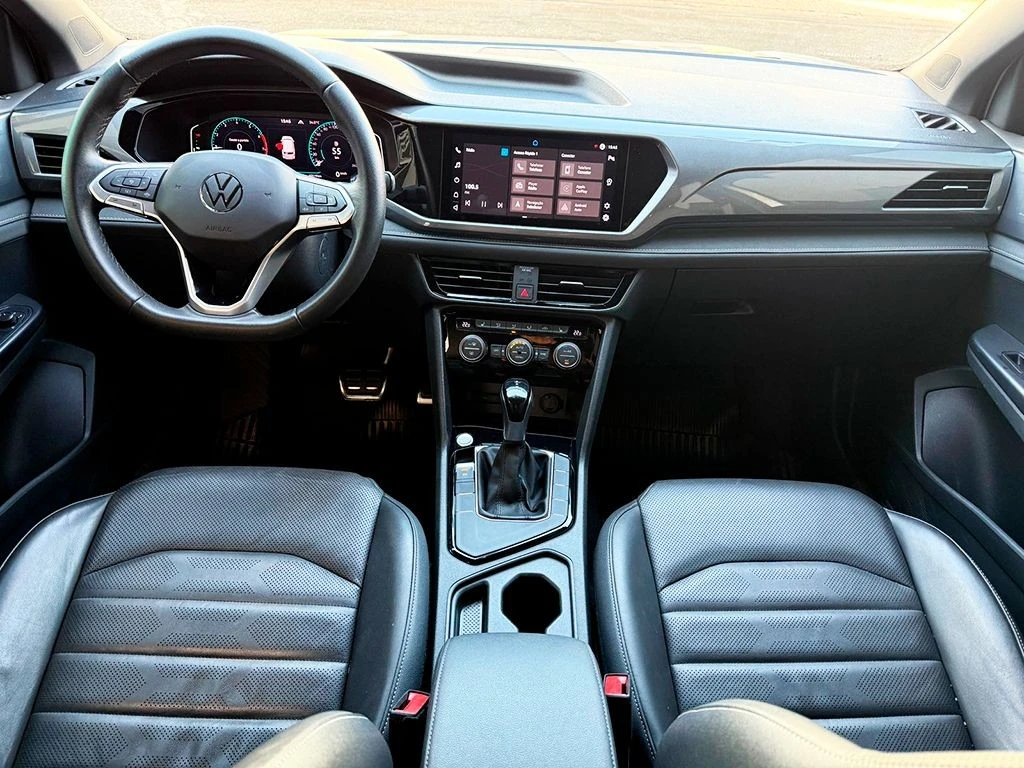 VOLKSWAGEN TAOS