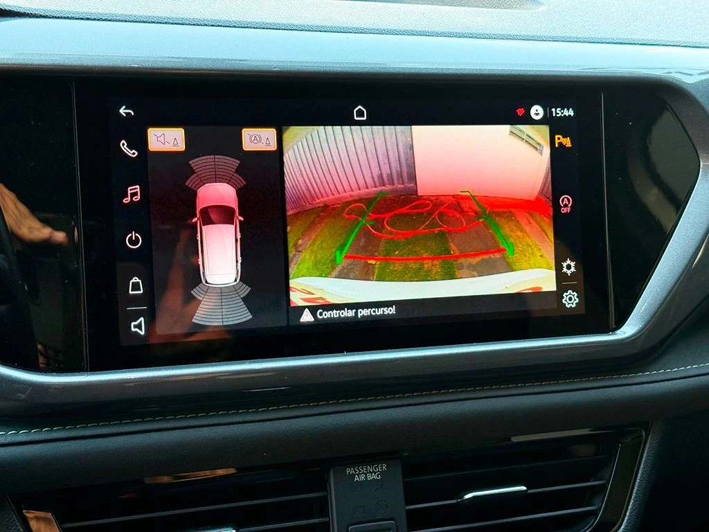 VOLKSWAGEN TAOS