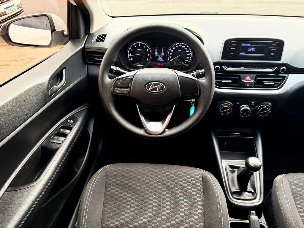 HYUNDAI HB20