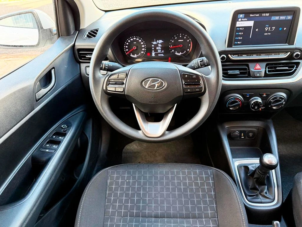 HYUNDAI HB20