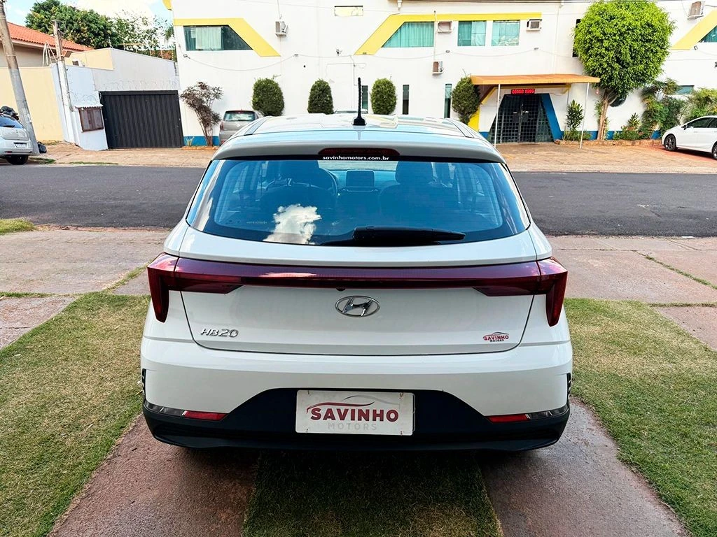 HYUNDAI HB20