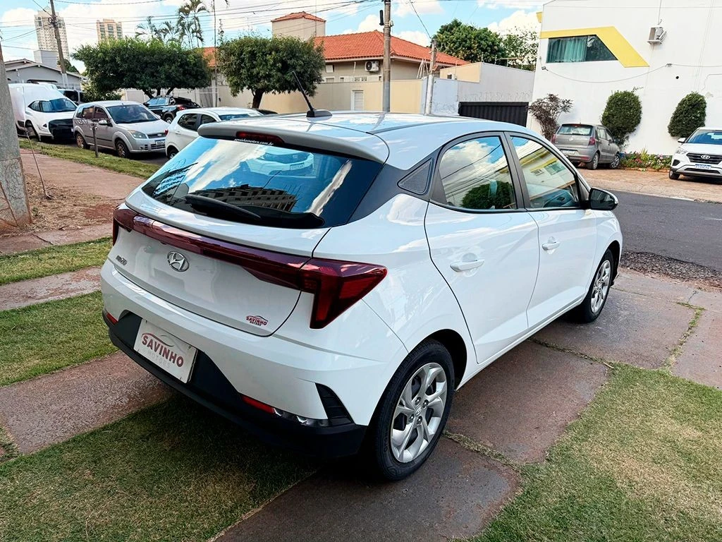 HYUNDAI HB20