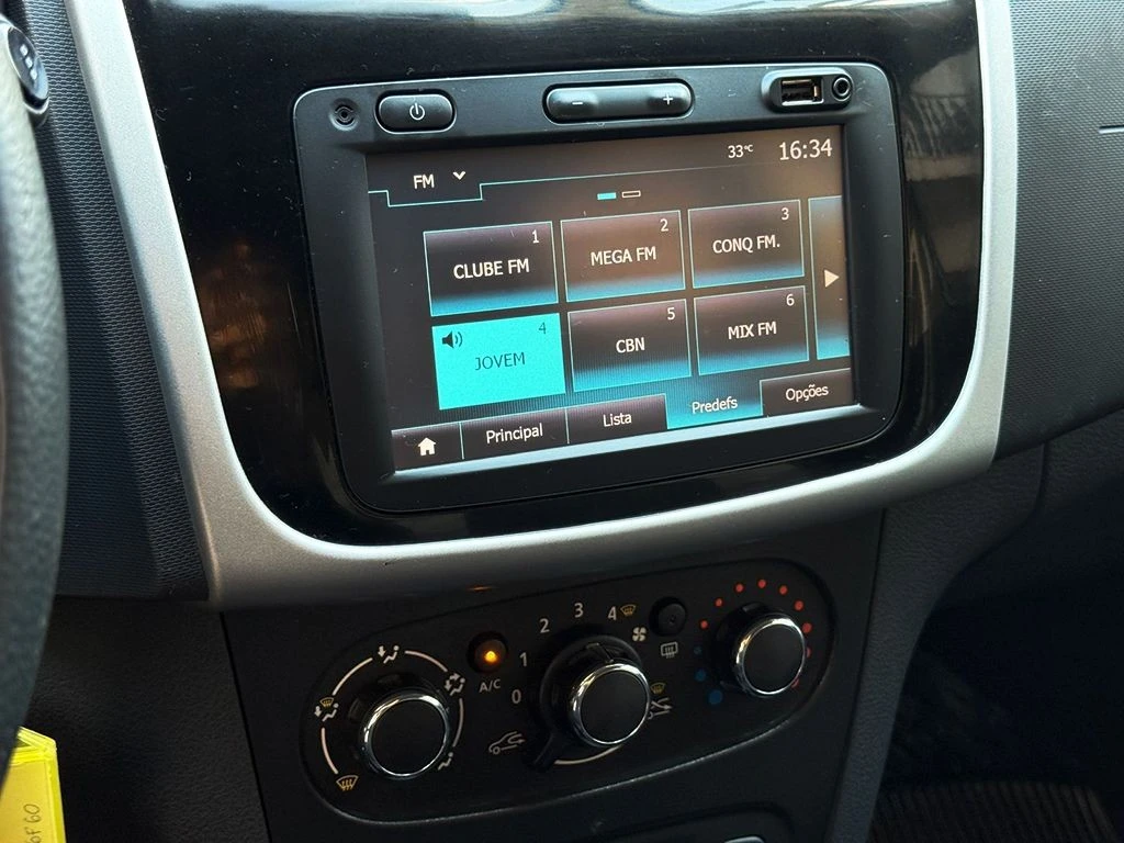 RENAULT SANDERO