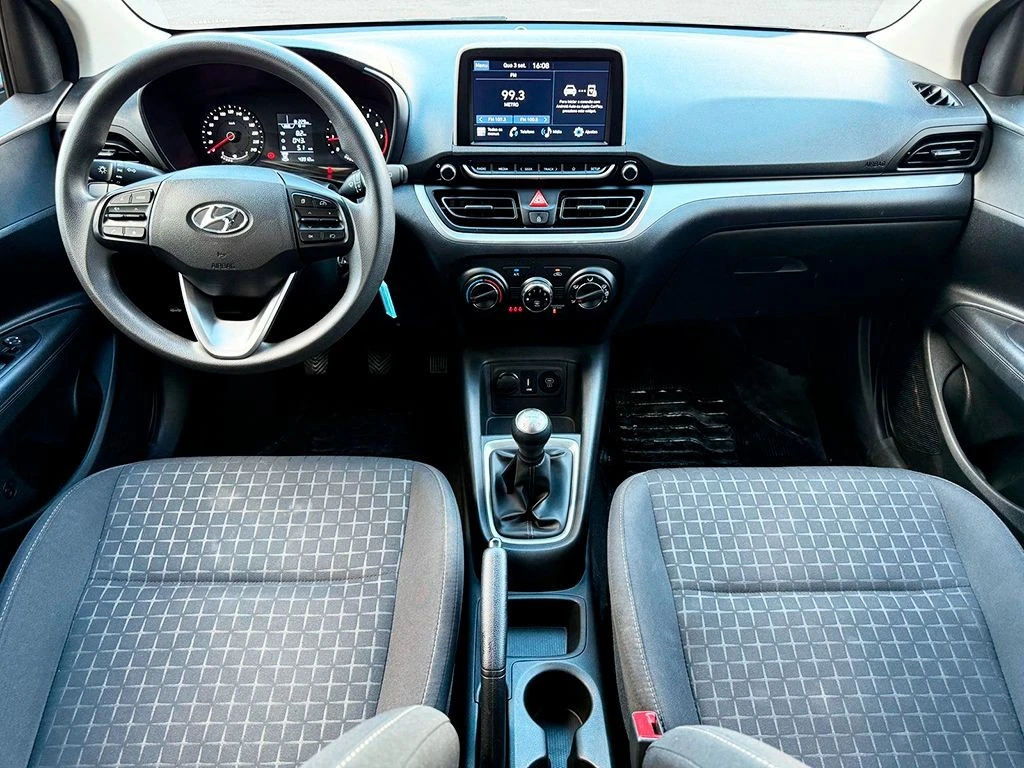 HYUNDAI HB20