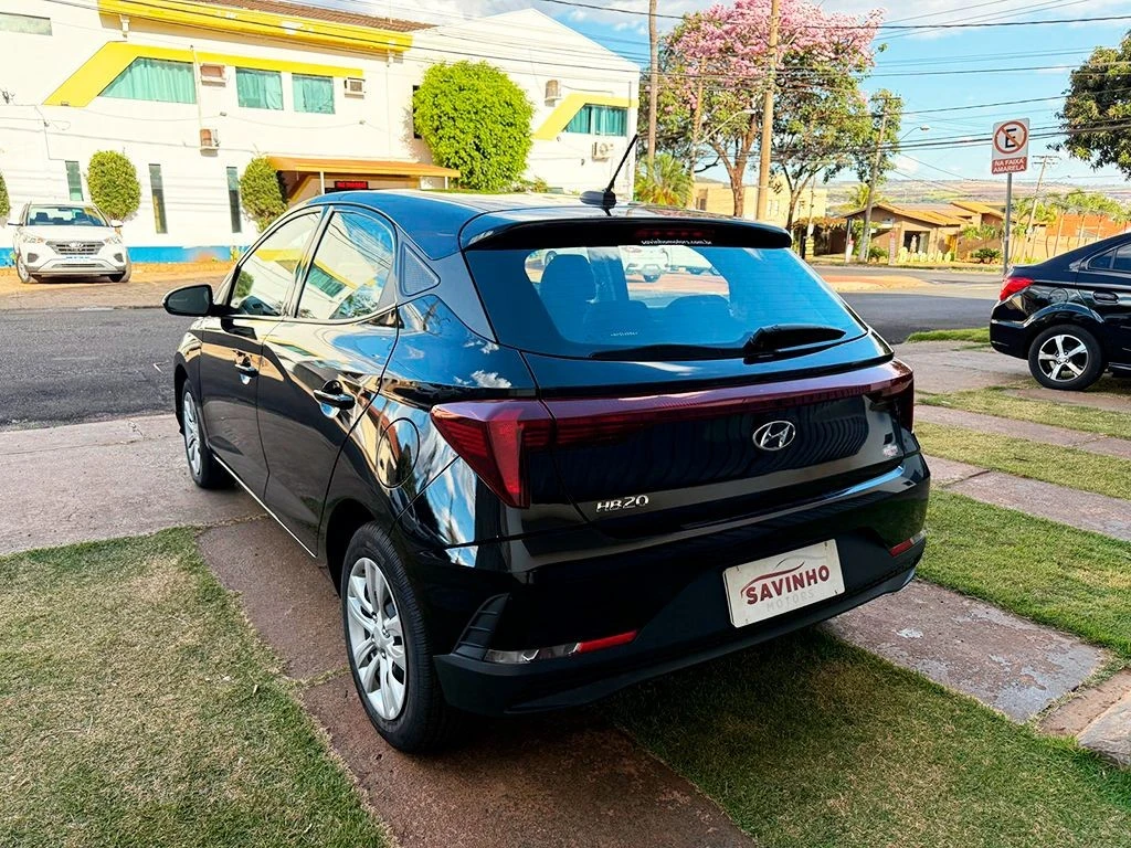 HYUNDAI HB20