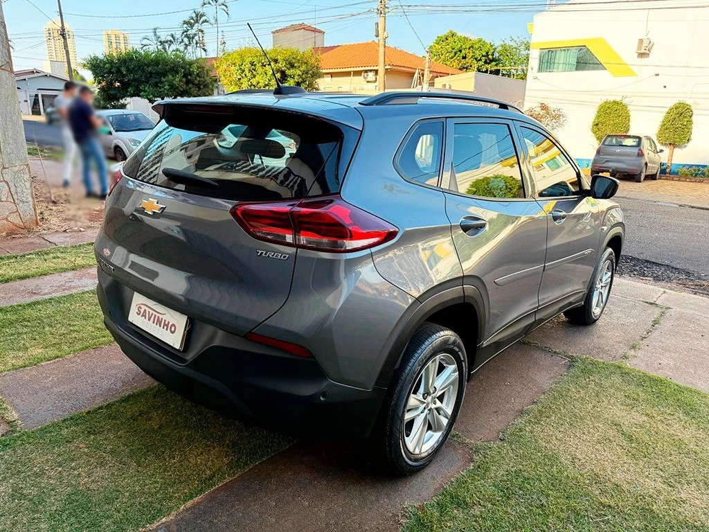 CHEVROLET TRACKER