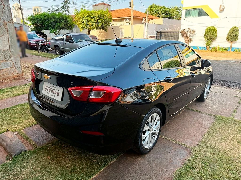 CHEVROLET CRUZE