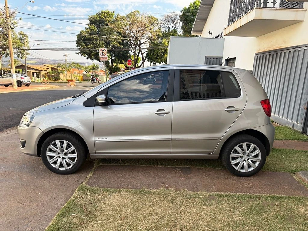 VOLKSWAGEN FOX