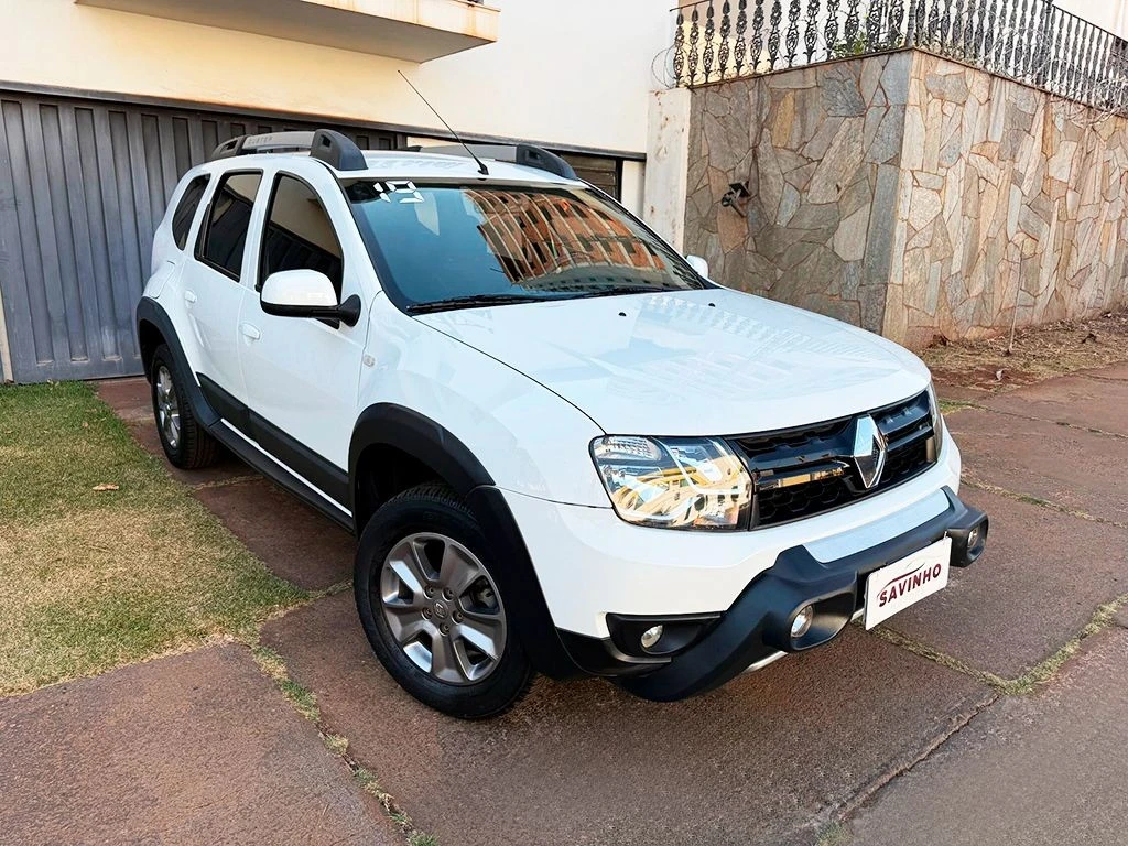 RENAULT DUSTER