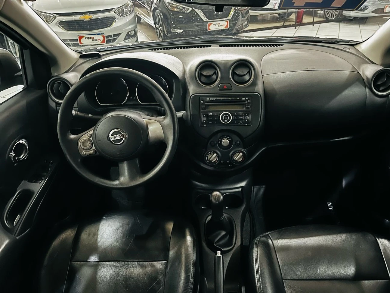 NISSAN VERSA
