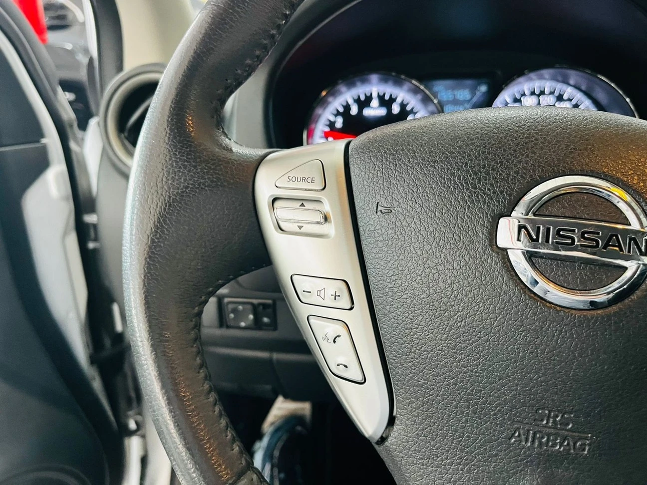 NISSAN VERSA