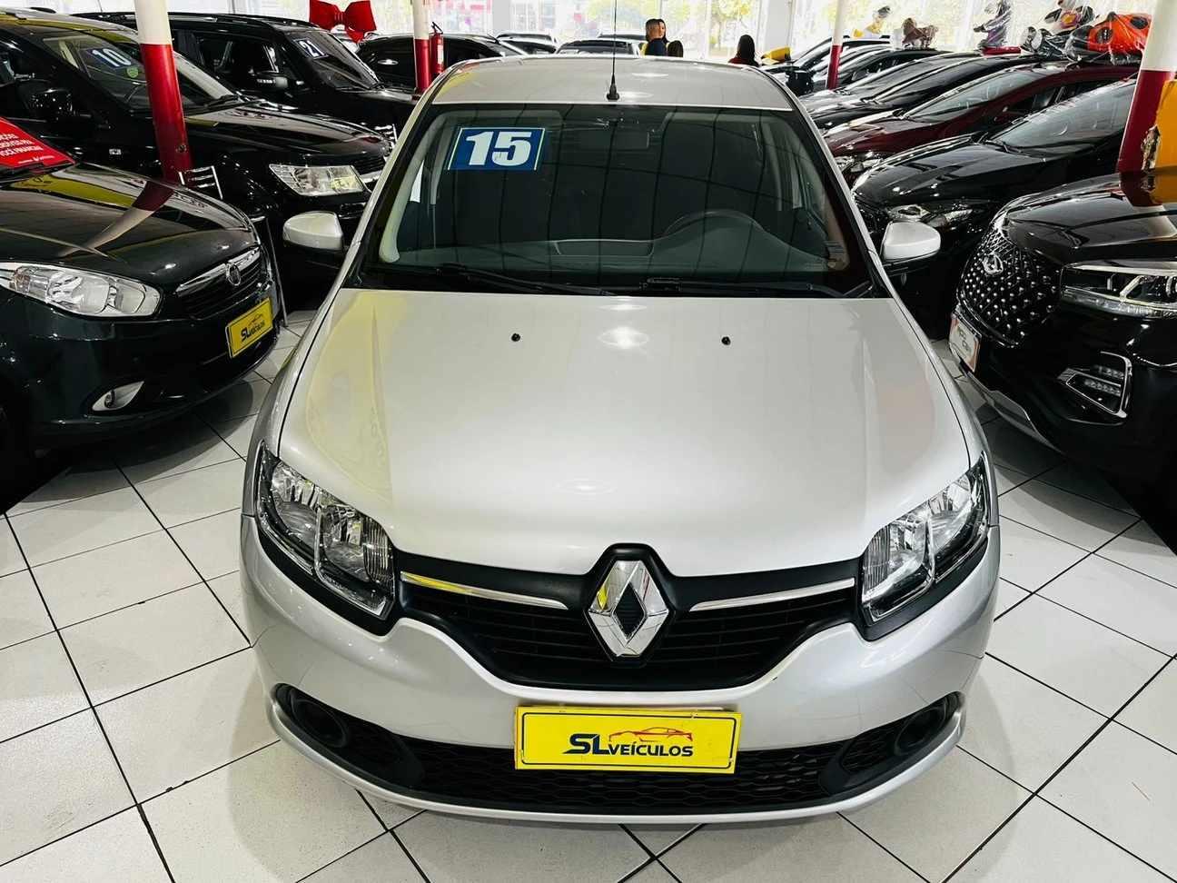 RENAULT SANDERO