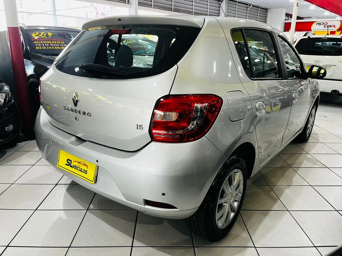 RENAULT SANDERO