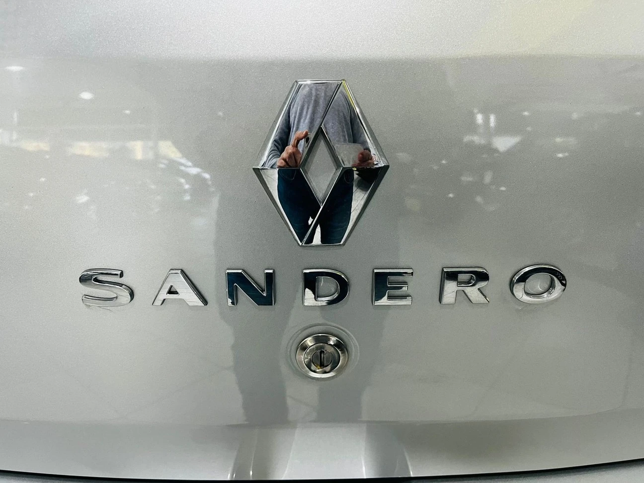 RENAULT SANDERO