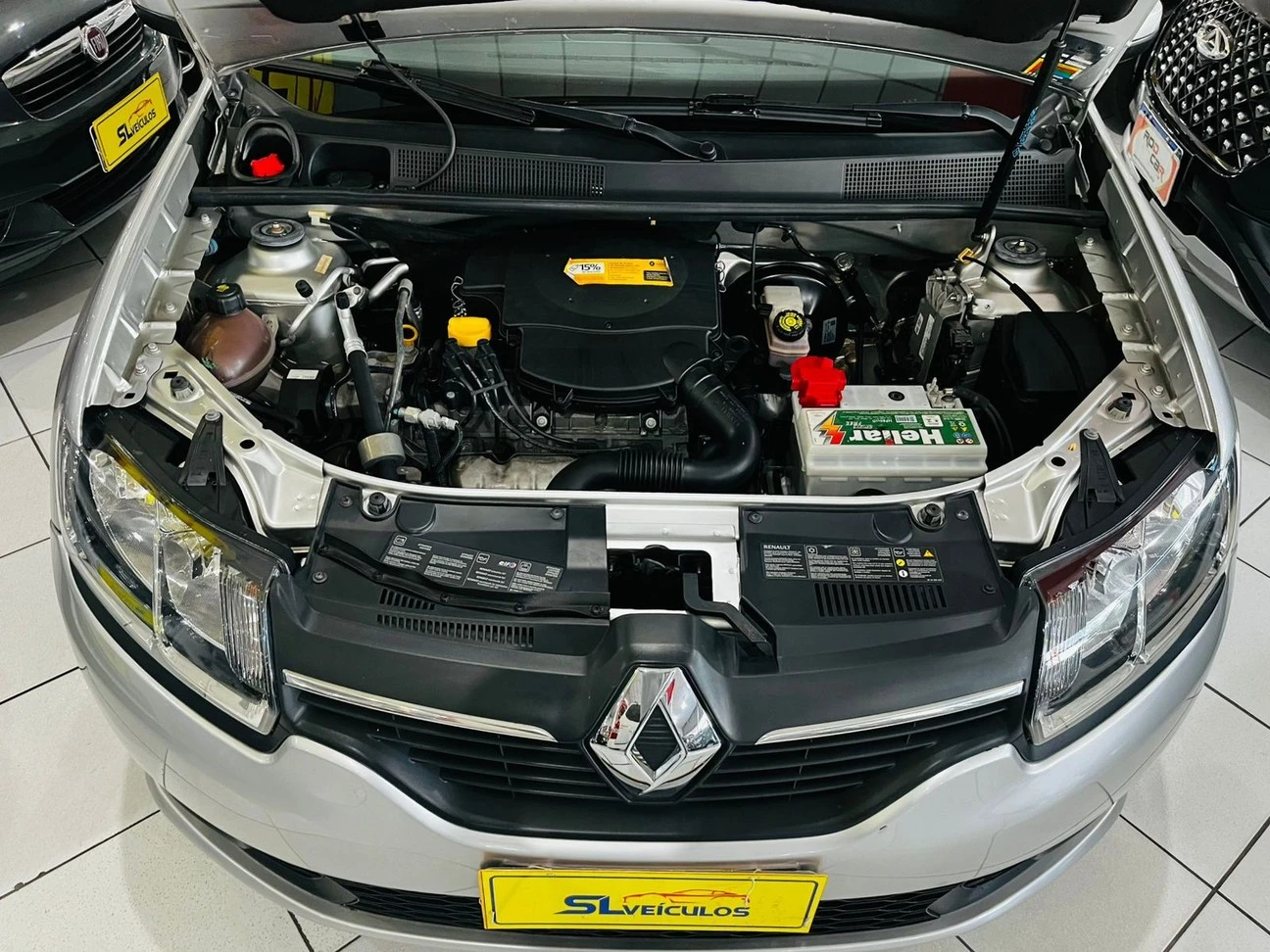 RENAULT SANDERO