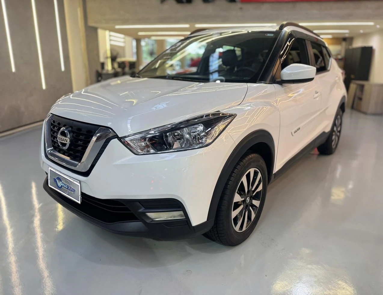 NISSAN KICKS