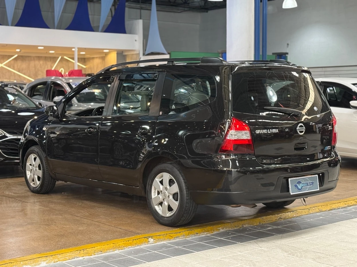 NISSAN GRAND LIVINA