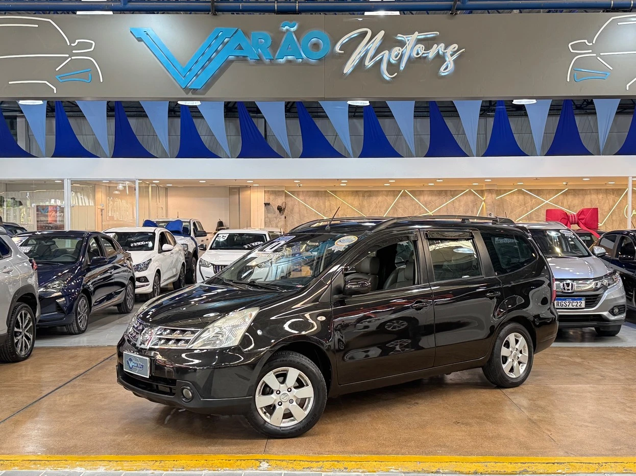 NISSAN GRAND LIVINA