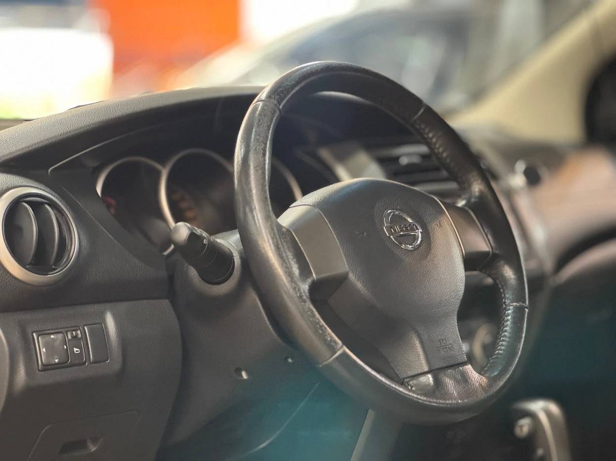 NISSAN GRAND LIVINA