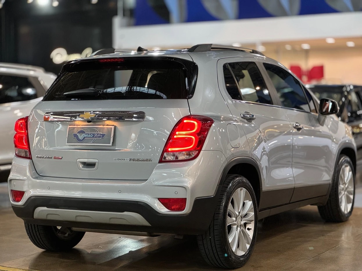 CHEVROLET TRACKER