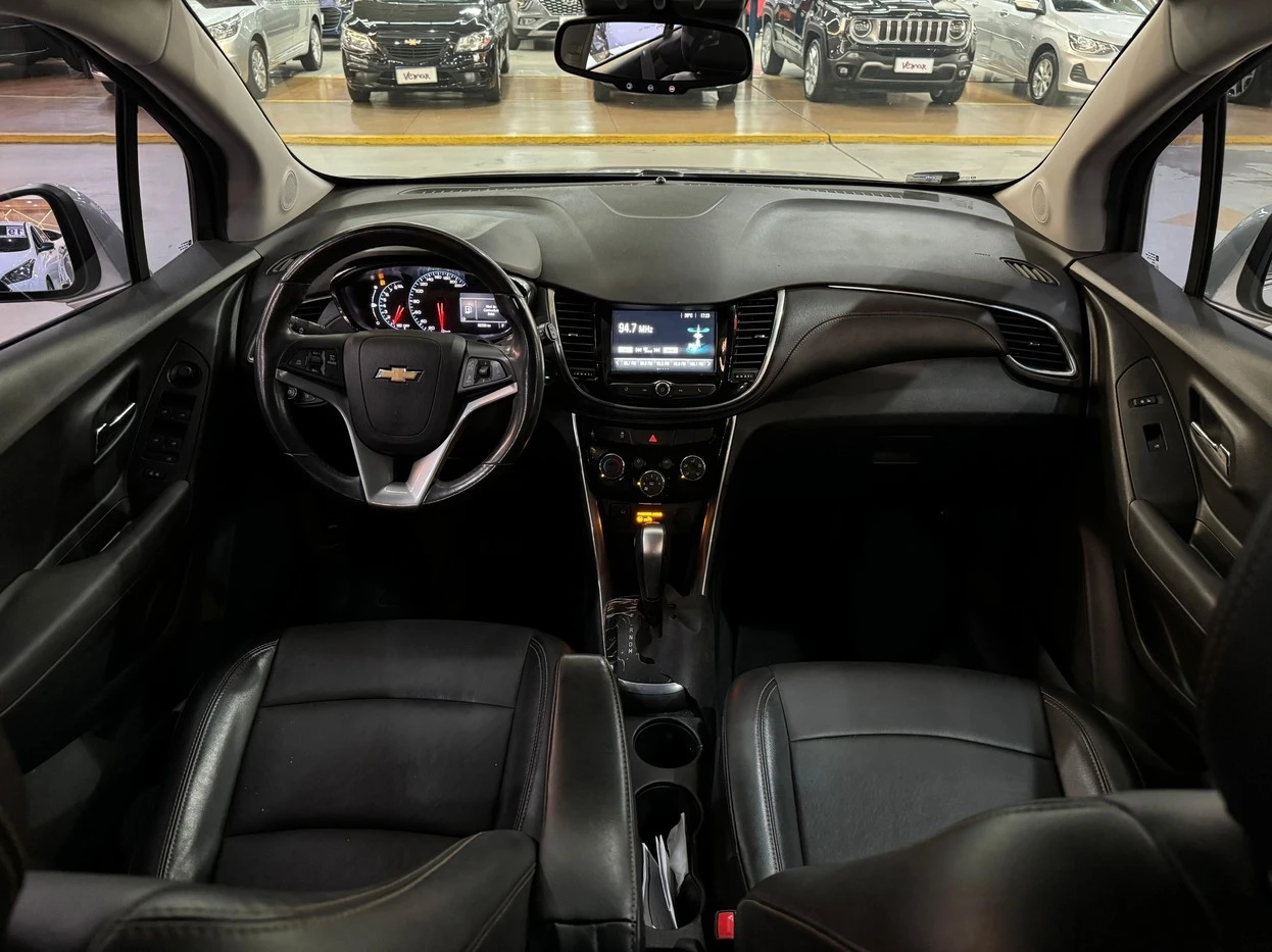 CHEVROLET TRACKER