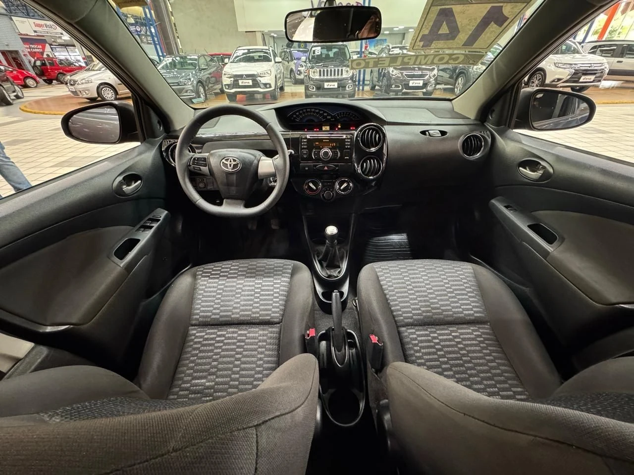 TOYOTA ETIOS