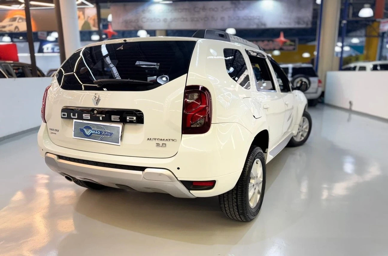 RENAULT DUSTER