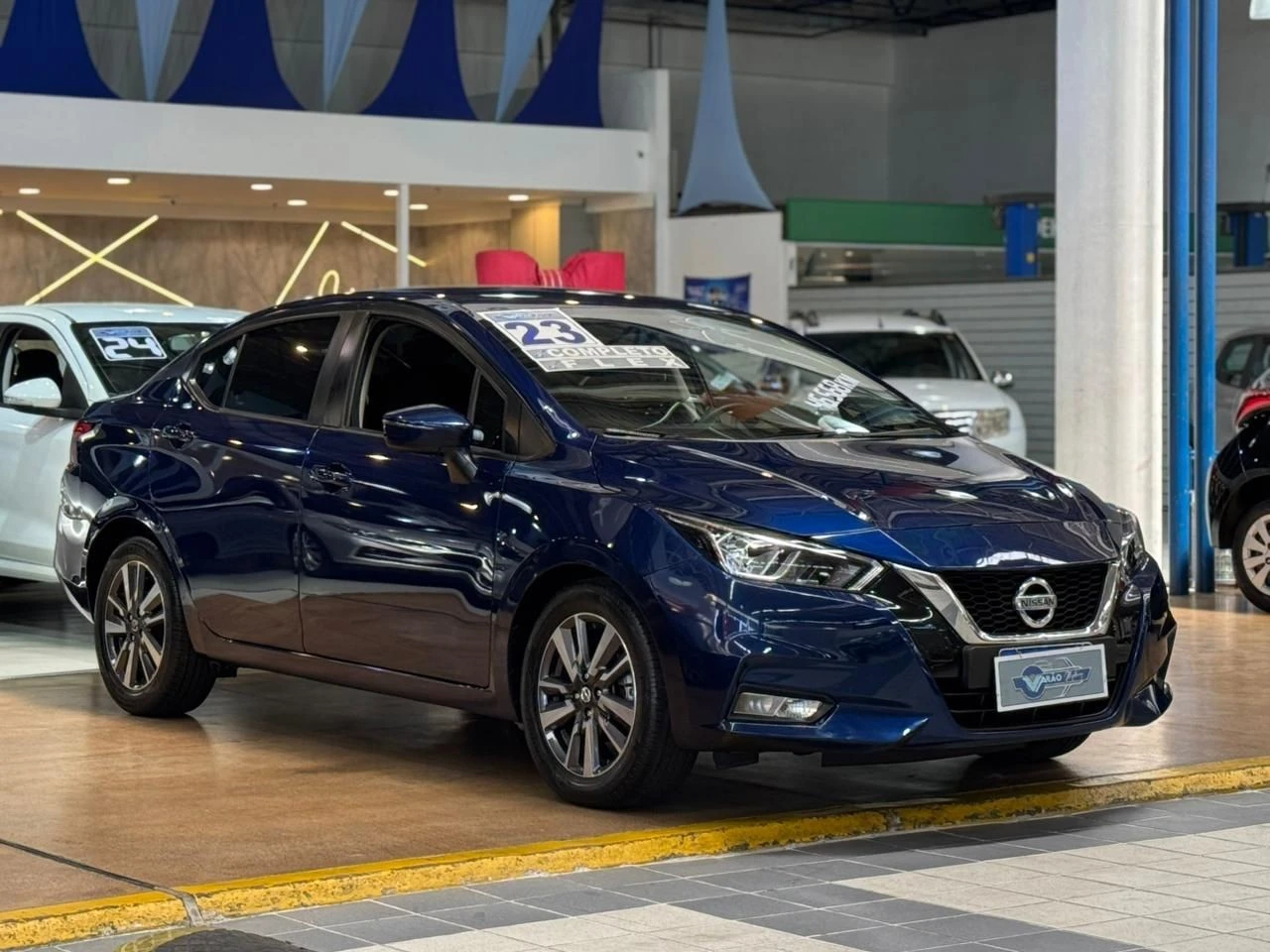NISSAN VERSA