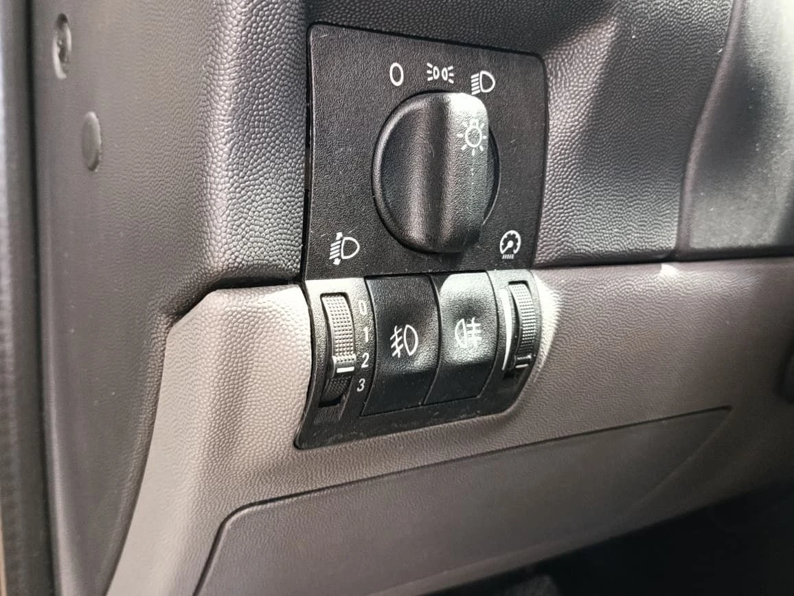 CHEVROLET CORSA