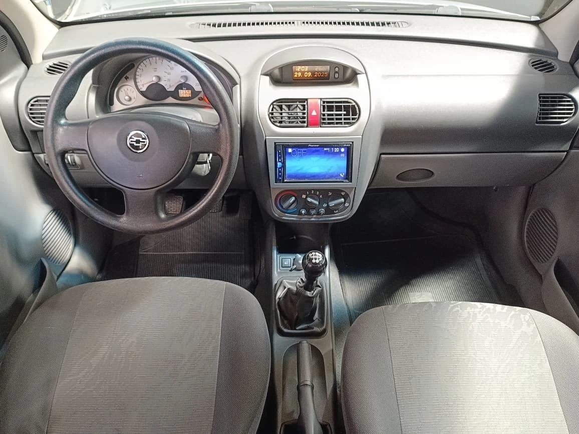 CHEVROLET CORSA