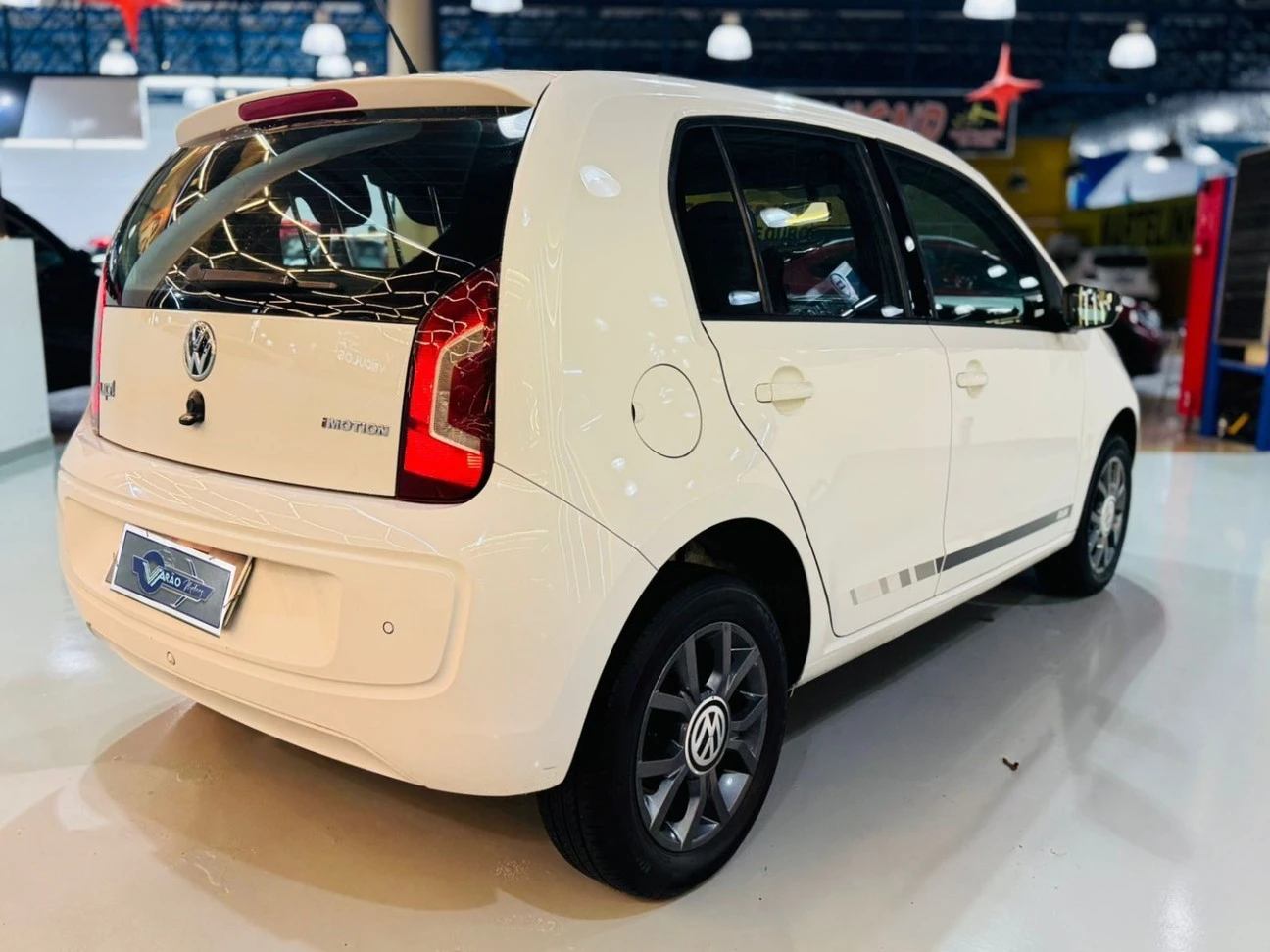 VOLKSWAGEN UP