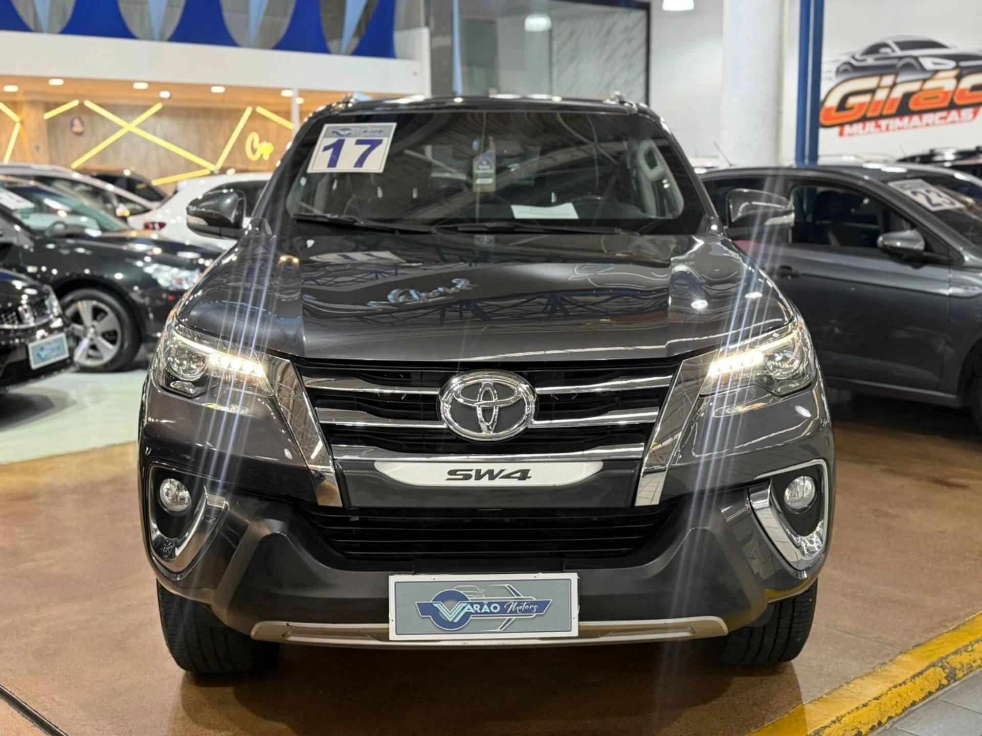 TOYOTA HILUX SW4