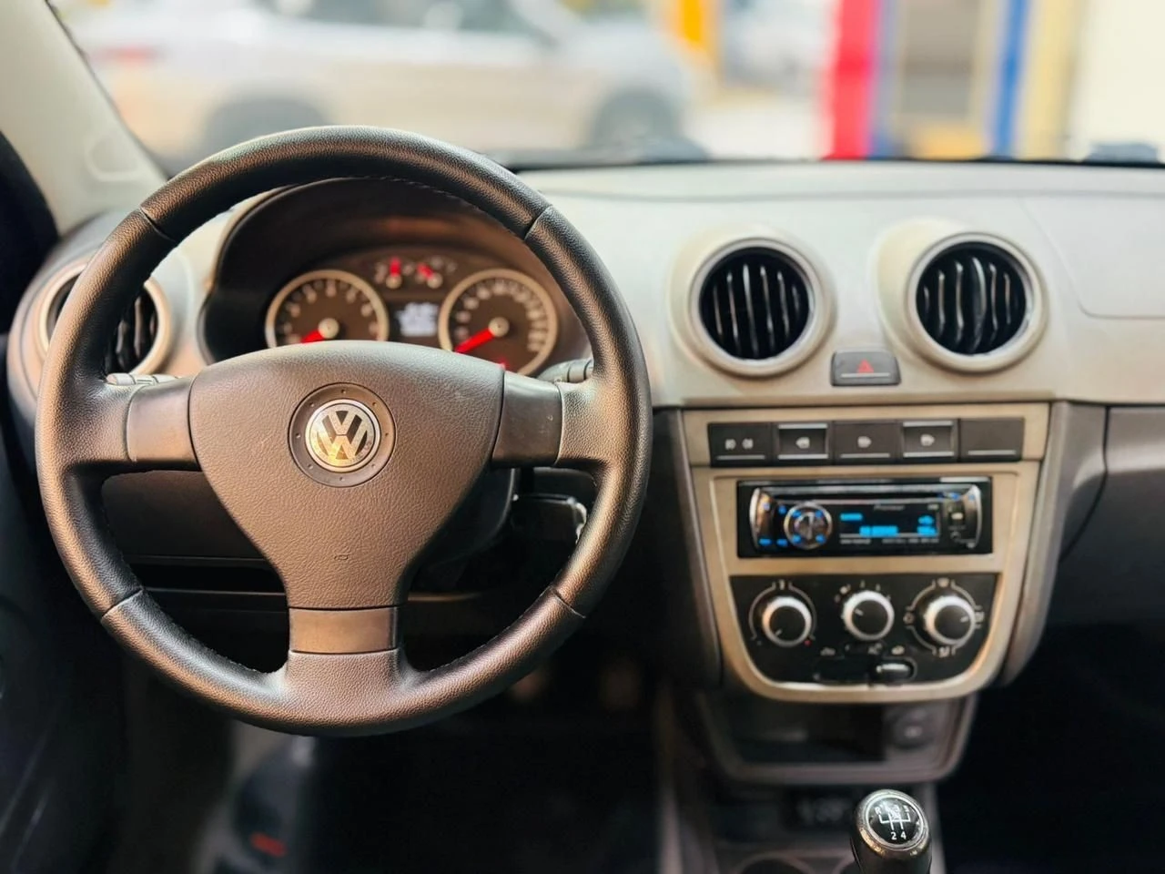 VOLKSWAGEN VOYAGE