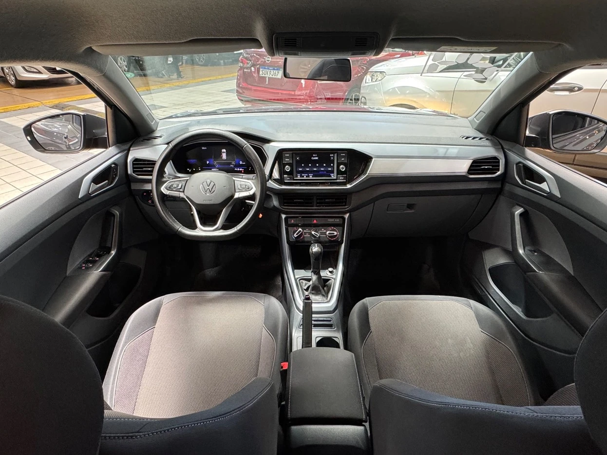 VOLKSWAGEN T-CROSS